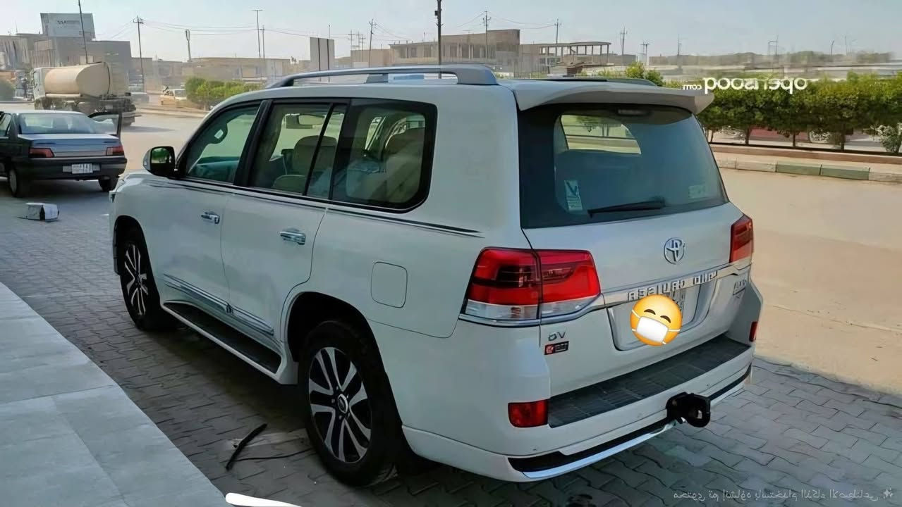 لاندكروز 2019 ساز باب اول
رقم بغداد تحويل ثاني يوم 
كفاله عامه عدا البارد في هلاليه 
جاملغ الخلفي اقل من 3 سم موضح بالسونار
ماشية 115 km

🟪 مكان السيارة السماوة المركز 
⛔️للاستفسار ***********
