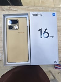ريلمي الجديد غير مستخدم فقط مفتوح من الباكيت السعر خاص 07711636791