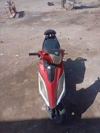 دراجة سكنكس محرك ماكس عدلة دراجة شغالة هندر واحد عوز بس كلجات تعبانة ش...