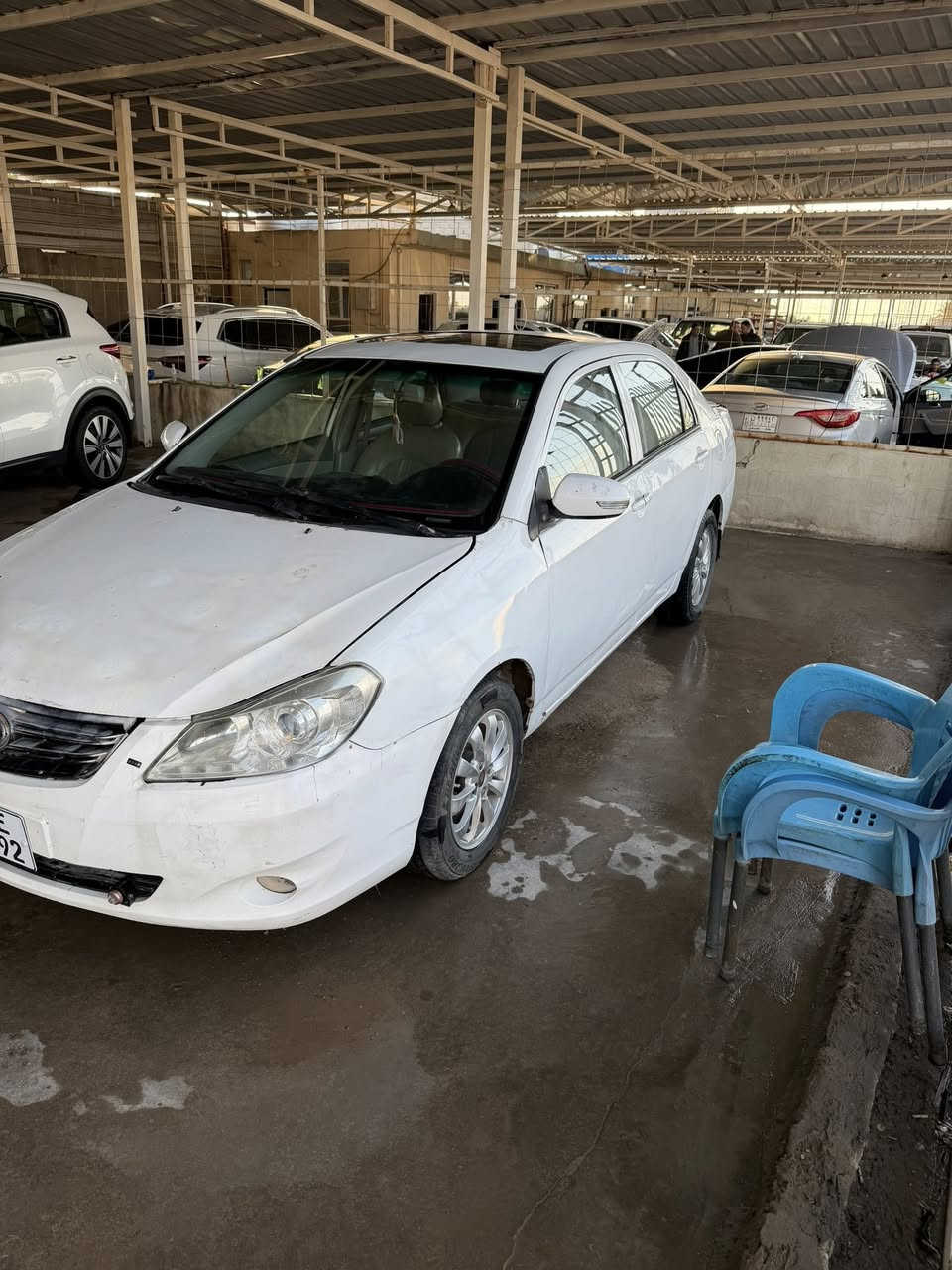 سلام عليكم بيوايدي ٢٠١٣السيارات جاهزة مكينة كير نضيفات.  صدرجديدالسعر 35قفل العنوان بغداد الدوره رقم ***********
