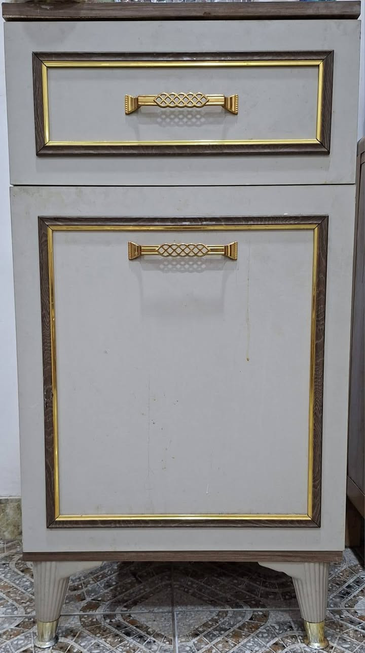 للبيع
غرفة تركية 10 قطع بدون ضرر....للأستفسار *********** واتساب
