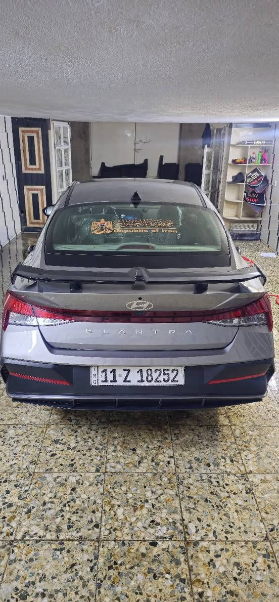 السلام عليكم اخوان 
النترا ٢٤ وارد امريكي
المحرك ٢٠٠٠ دوش .. المواصفات موضحة بالصور
وكذلك الحادث ناشرة بالمنشور كلش خفيف بدون قطرة ولا تبديل كلهة ليبل واحد صبغ فقط تكحيلات وبوارد
السيارة تعبان عليهة  ومرتبهة وبرغي معايزة تشغل وتطلع 
رايدهة ب ١٦٥ وبيهة مجال بسيط 
أي استفسار 
*********** خط + وتساب
