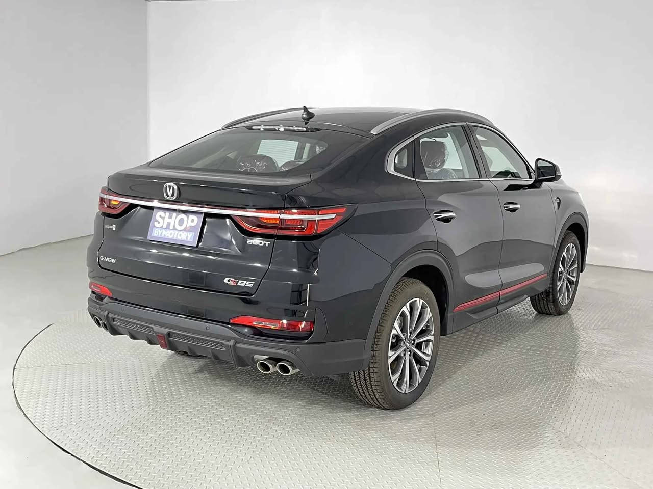 سلام عليكم شانجان cs85للبيع مديل 2022
سيارة ماشيه 34الف كيلو بعدها بضمان الشركه
بحالة الوكالة جديدة 
مواصفات تشغيل عن بعد 
كشنات تبريد  كهرباء 
تحكم مقود منع الخروج عن المسار 
منع الاصطدام 
تشغيل عن بعد وتتحرك عن بعد بل بصمة وقوف تلقائي
كير طيارة محرك 2000تيربو 🚀🚀🚀
8وسائد هوائية 
فتحة بانوراما
سايد بريك بصمة 
4وضعيات قيادة 
ايكو نورمال سبورت ❄️ ثلجي
كاميرا 360 
دوسات كهرباىيه مع فتح الابواب 
السياره مكفوله 
رقم ب سلیمانیە موجوده بغداد حي العامل او بلديات
سعرە 165 قابل للتفاوض رقم الهاتف *********** السليمانية, العراق
