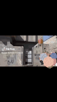 بيت للبيع حمدان قرب جامع التقوى 
البيت طابو زراعي سند 25 
السعر 72 بيه مجال 
التفاصيل بالفيديو مال البيت
الاتصال ***********
