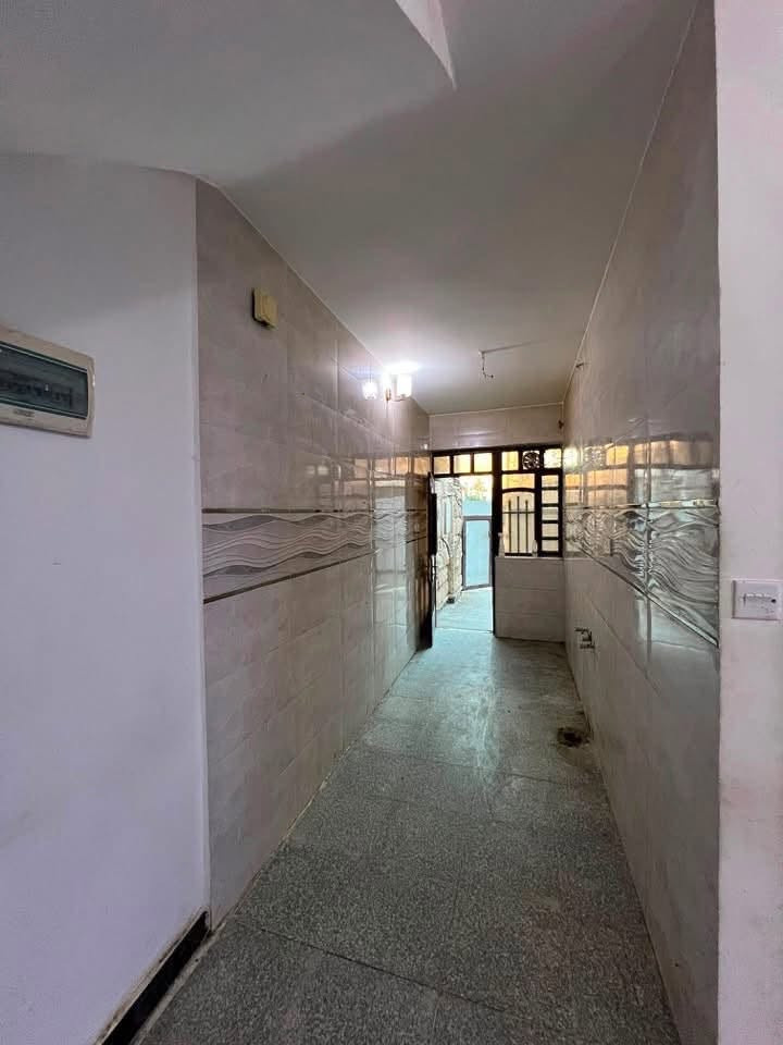 للأيجار ____في السيدية

بيت مساحة 85 متر بيت نظيف جداً وجاهز للسكن 

يحتوي البيت على طابقين

*الطابق الاول يحتوي على مدخلي مدخل للصاله ومدخل للمطبخ وغرفة نوم ومنور وخدمات صحية

*الطابق الثاني يحتوي على غرفتين نوم وبلكونة وخدمات صحية

ايجار البيت 850 الف دينار 

للاستفسار مكتب الجغامي للعقار 

***********
