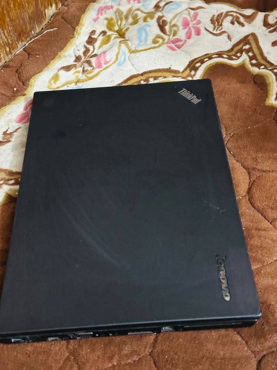 سلام عليكم شباب الابتوب lenovo البيع مواصفات بل صور مرواس الايباد او7/8/9
***********وهاذ رقمي
