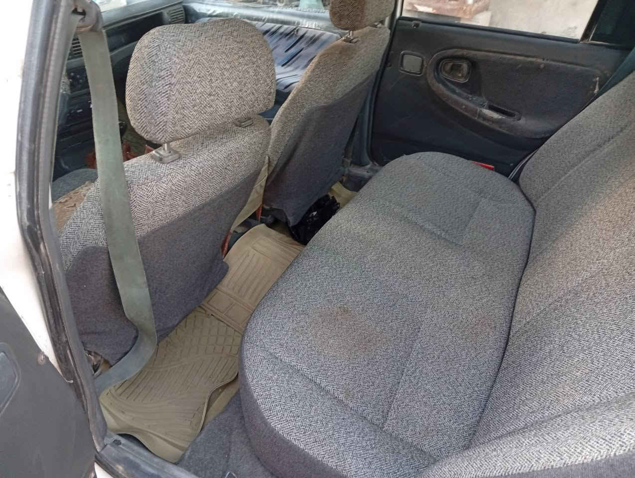 السلام عليكم ورحمة الله كل عام وانتم طيبين وبألف خير تقبل الله منا ومنكم صالح الاعمال
دايو سلو للبيع موديل 95مكينه مجفته جديد 1600 گير عادي نضيف كهربائياته شغاله سنويه نافذه بالـ 25 صارلها 6أشهر تحويل ثاني يوم السعر 22بيها مجال بسيط للتواصل خاص او اتصل مكاني فلوجة *********** بي واتس آب
