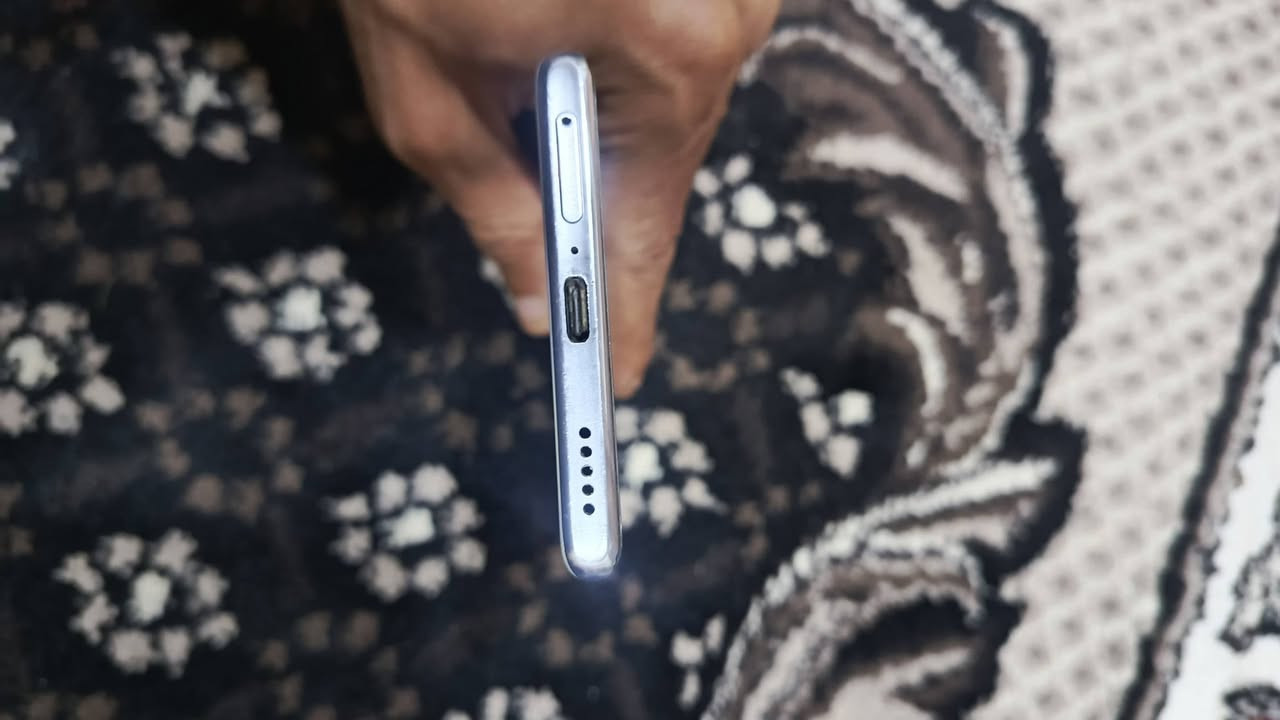 السلام عليكم اخوان للبيع او مراوسه
هونر x9a 
داكره 256
رام 12
نضافه شخطه مابي ب حافات 
دبل سيم 
كامرته دمعة 
يوفر ذكاء الاصطناعي 
الاستفسار الاكثر 
***********
***********
