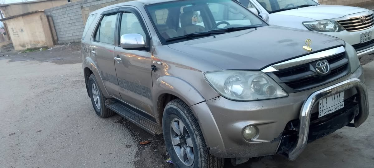 مكلف بل نشر
تيوتا فور جنل  2008رقم صلاح الدين  
مكينه 2700بيع ومراوس
مكينه
مال كصه كير خير من الله 

تبريد ثلج 
حداديه جديده 

7راكب 3قطع تبريد
ضرر السياره بس رش  جاملغات امامي 
ول بونيد 
رش فقط 
السياره جديده واحلا من الصور شرط
ترايها خير من الله 

مكانها صلاح الدين الشرقاط
سديره 
بيع ومراوس حسب القناعه 

السعر 130 وبيها مجال قليل 
رقم صاحب السياره ‏‪***********‬‏
