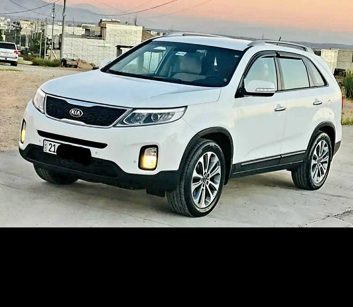 KIA Sorento 2024 
100,000 km ڕۆشتووە
*********** 
نرخ 182 و کەمێک معامەلە
بێ بۆیاخ  بەجوانی و پاکی ماوەتەوە ‎گێڕو مەکینە و هەموو شتێکی بەشەرت نەکراوەتەوە 

بصمەیە ،سوکان فولیوم،تحديد سرعة
،حاس پیش و دواوە ، تەبریدمركزي ، بلاجیکتۆر  ، نیزامی eco ی هەیە  ، ٣ ریز کوشن ، ئاوێنە ئیشارەتە ، فولە بەس سلاید نییە.....

رەقەم و سەنەوی تازەیە‎ ، بێ تەقەوڕەقە ، چوار تایەی تازەی لەژێرایە  مسرەفی یەک دینار تیانییە
 
بە سفرییەوە لای خۆم بووە زۆر پاکە ماڵی دۆستە...
سەنەویی تازەیە تا 2031 .... السليمانية, العراق
