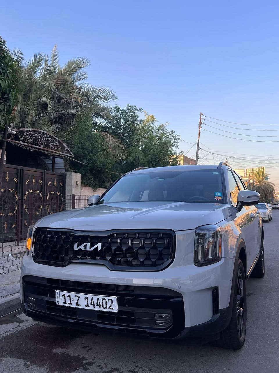 سلام عليكم تلورايد 2024 وارد امريكي ماشيه 24 الف فول السياره اعلى فئه vip برستيج SX Line وقم بغداد بسمي دخول جديد حره داخل قرميدي بصمه بنوراما شاشه دجتال متصله مودات قياده رادارات امامي وخلفي كامره 360 كشنات خلفيه منفصله كشن كهرباء حار بارد السياره بوضع الشركه بيه قطعه وحده صبغ بدون دواخل بدون ايرباك حادثه خلفي بجم كبس صور الحادث موجوده بالمشور السعر 330$ وبيه مجال بسيط مكان السياره المنصور بيع فقط بدون مراوس 

‭***********‬
