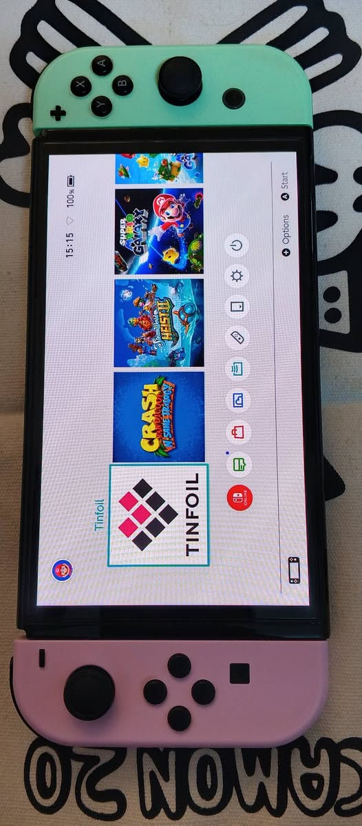 نينتندو سويتش اوليد مهكر قطعة نظامين اونلاين و اوفلاين
اخر تحديث مع ذاكرة ٢٥٦ كيكا مليئة بالالعاب مع الملحقات الاصلية بدون كارتون وملحقات اضافية ١. جنطة للجهاز ٢. كنترول نوعية ممتازة  ٣. حامل جويكون حركة عدد ٢ 
مع لاصق شاشة ومكفول من كافة المشاكل والاعطال ١٠٠ بالمئة 
ظهر الجهاز عليه اثر الاستعمال والاحتكاك فقط و واضح بالصورة اما شاشة الجهاز نظافة ١٠٠ بالمئة والجويكونات والبطارية بحالة ممتازة 
السعر النهائي٣٥٠ الف 
توصيل بغداد ٥ الاف وباقي المحافظات ٦ الاف 
للتواصل ماسنجر او واتساب او الاتصال 
***********
