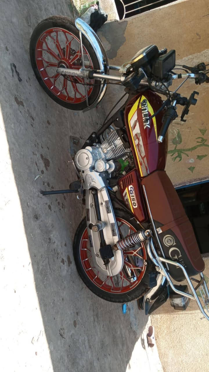 🏍️ للبيع – دراجة سولنك موديل 2024
✅ كفالة عامة
✅ محرك 200 سي سي
✅ تشغيل عن بُعد (ريموت)
✅ 5 كير
✅ أوراق كاملة وأصولية
✅ جميع أغراضها وكالة، بدون أي تبديل أو تلاعب

💰 السعر: 725 ألف دينار
📌 يوجد مجال بسيط للتفاوض

📍 الموقع: بغداد – المحمودية – اللطيفية

📞 للتواصل:
***********
متوفر اتصال، واتساب، أو مراسلة على الخاص.
