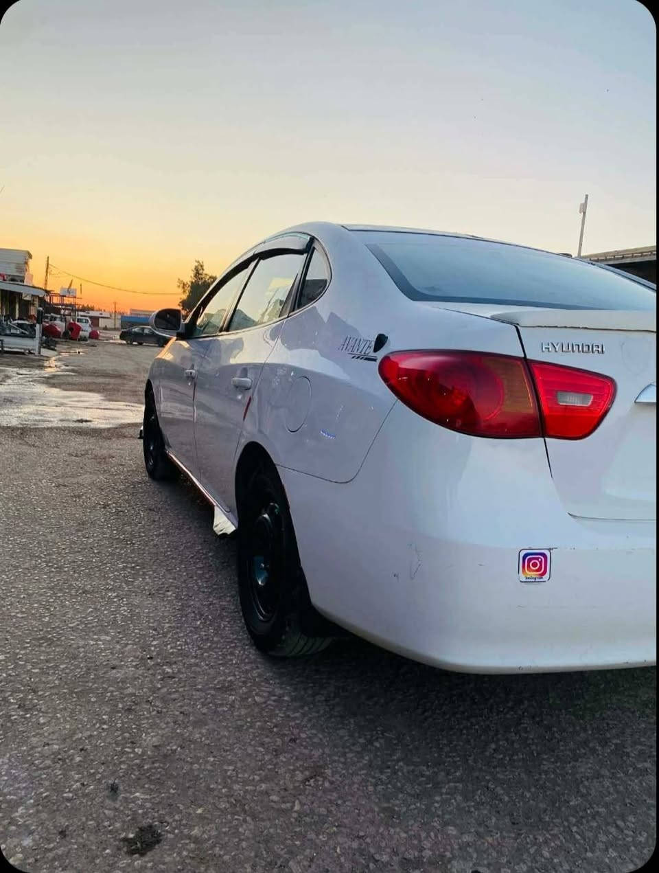 النتره ٢٠١٠رقم بابل كير محرك خير من الله السياره بيها ٣ قطع بدون دواخل قماره تكم لغود مكفولات حداديه تخم تاير جديد السعر ٩٢ وبيها مجال قليل مكلف بنشر اخوان رقم صاحب السياره ***********__***********
