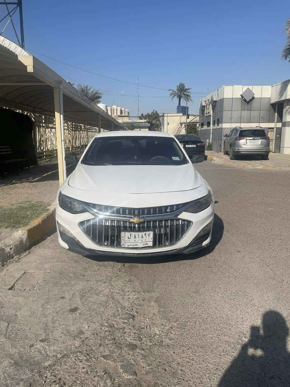 ماليبو ٢٠٢٠
محرك كير مكفولات
مواصفات lf
محتاجه زوج دبلات امامي
تخم تاير جديد
باتري جديد(السعرشده وبيها مجال 
ماشيه ١٥٩ الف كيلو
بيها شبر ونص بارد هنا بغداد جاملغ خلفي   ***********
