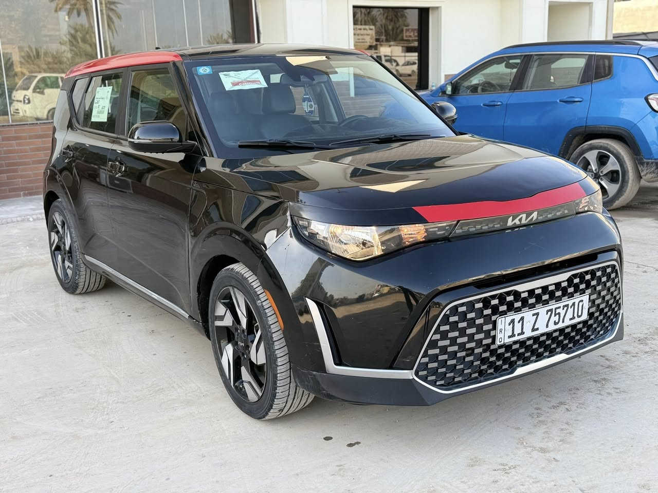 سلام عليكم
كيا صول جيتي لاين اعلى فئة يعني فول مواصفات  رقم بغداد  موديل 2023
- السيارة ماشية (43)حقيقي 
- السياره قطعتين تبديل جاملخ وبنيد  وقطعه صبغ
-فتحة + بصمه 
-رادار امامي + رادار خلفي
-ستيرن جلد حرف D 
-تدفئة كشنات 
-تدفئة استيرن 
-مكينه 2000 دوش المرغوب
-كشن السايق كهربائي 
-وختم Soul 
-لدات داخلية وبالسماعات 7 الوان 
-ويل oكب كروم 
-بك لايت لد
-اشاير بالمري 
-شحن لاسلكي 
سستم صوت  
-شاشه كبير
 -كامره  حساس 
-انظمة قيادة 
السعر: (137) وبيها مجال بسيط
مكان السيارة: بابل ***********
