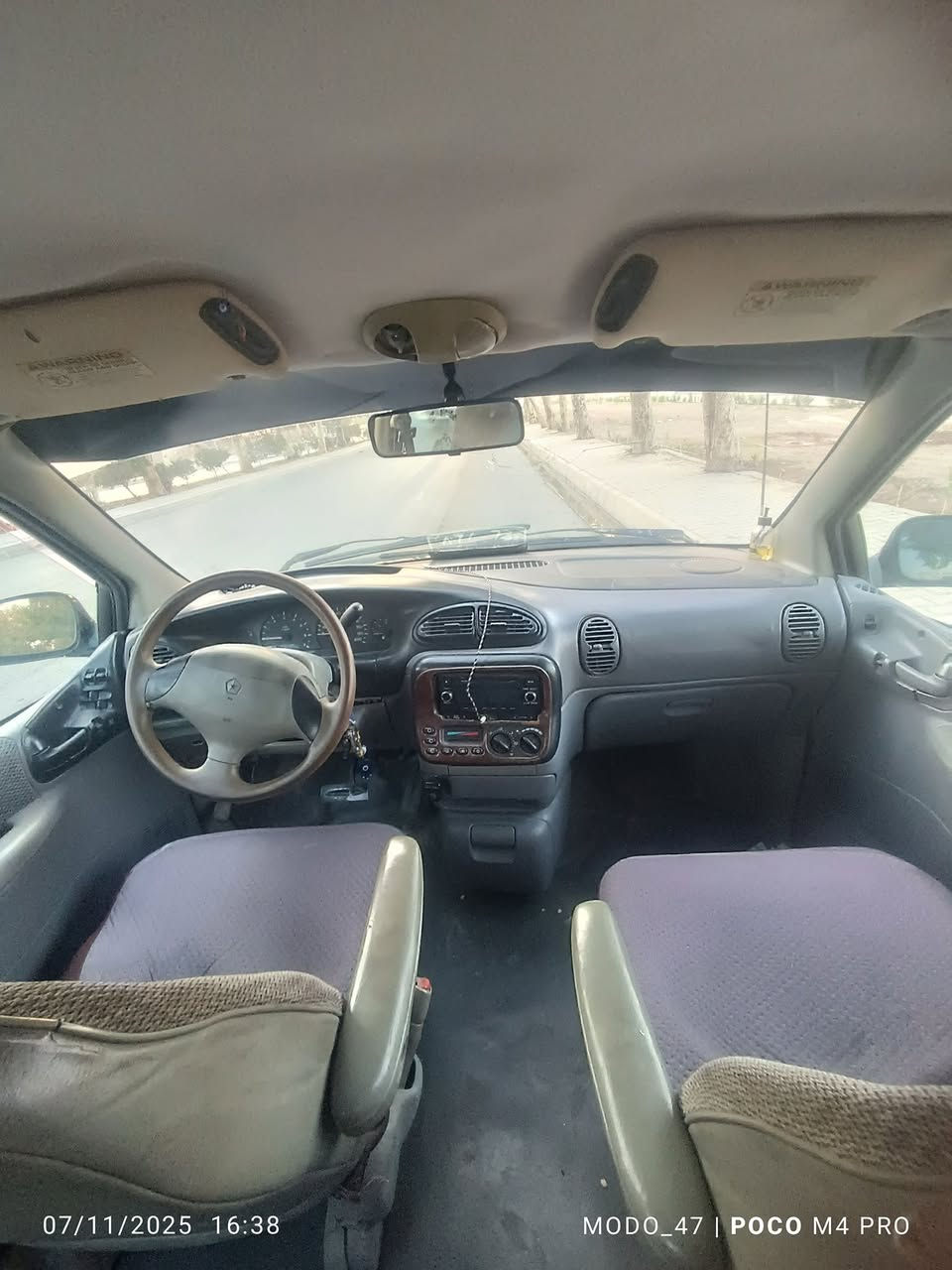 اسلام عليكم.        17$
إعادة نشر بسبب الوعود الكادبه 
للبيع دوج كرفان امريكي موديل 96 نضافه فول محرك صفر فحم 
رقم بغداد فحص شرط التحويل و الوكاله مكانها موصل سعرها 17$ورقه 🔒 للاستفسار ***********     واتس موجود المو شراي ليخابرني اترجاكم
