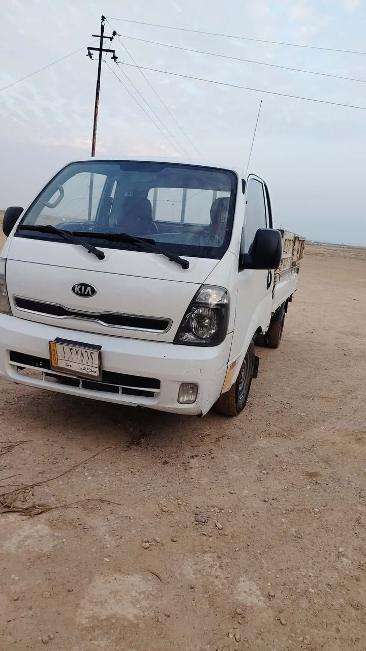 عموشه موديل 2014 للبيع او مراوس بكيه موديل 23 او 24وباقي التفاصيل اتصل علا هاذ الرقم ***********
