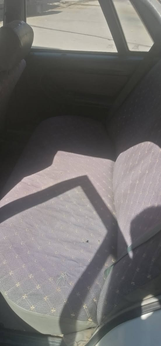 اسبرو ١٩٩٣ كير الوتماتيك للبيع ٢٣ وبيها مجال قليل مكاني بغداد الشعله *********** شرط التحويل رقم بغداد مشروع وطني
