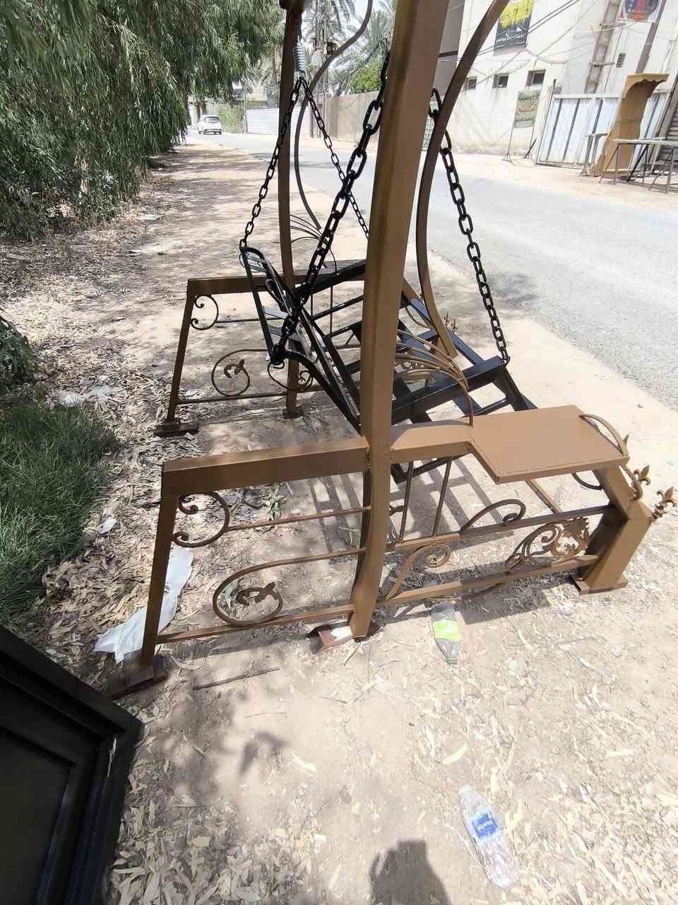 مرجوحه تفصال جديده وحديد ثقيل تتحمل وزن 500 كيلو وقابل للزياده  ام نفرين واذا زغار 3 نفرات عرضها متر ونص وارتفاعها مترين حديد ثقيل وتتفصخ يعني براغي شغل درجه اولى امانت الله


**إذا كنت صاحب هذا الإعلان وتريد حذفه لأي سبب، رجاءا أرسل رسالة إلى الدعم الفني**