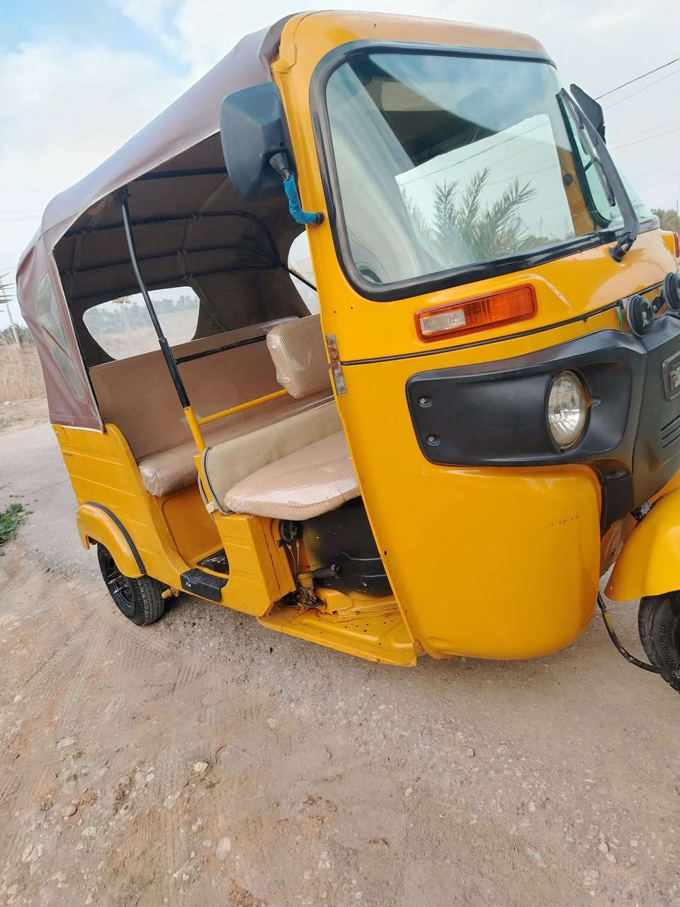 السلام عليكم تكتك 20 رقم انكليزي وسنوية بأسمي  الكشر مكفول من الضربه وكلش نضيف مكينه مفتوحة تكتك نظيفة كلش ومرزوقة نصبتها حلوه ما متعوبه ونص غراضهه جديده دبلات ولوي وجاملغات وماصدات ولايتات والعنبار  ما تتعب اليشتريها تجي تشغل وتمشي السعر 5800 العنون بابل القاسم للاستفسار ***********
