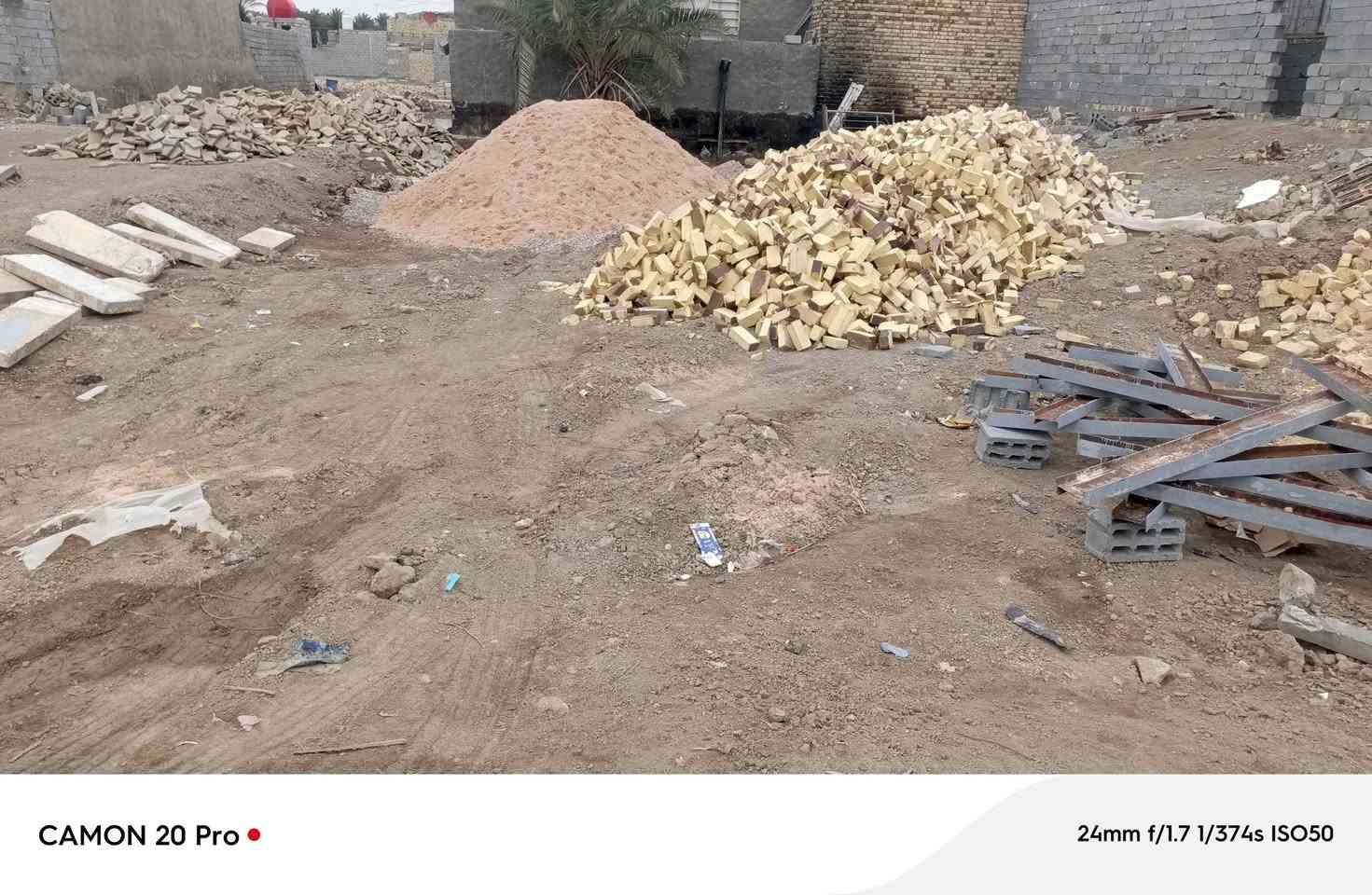 قطعه للبيع المساحه 195 بشارع علي غماره بحي الحوراء قرب سيد عباس 
***********
