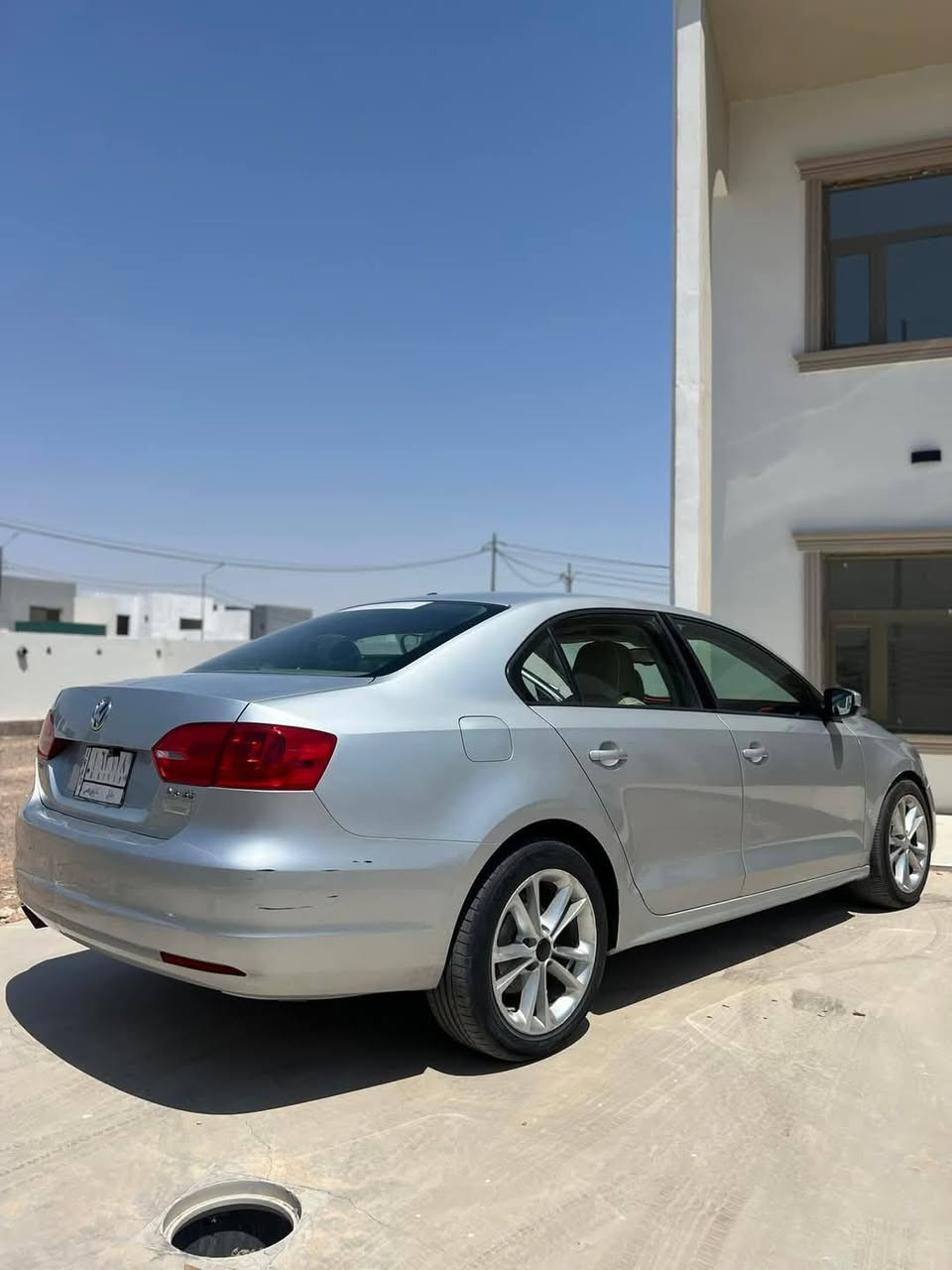 سلام عليكم
للبيع نقد او مراوس بشيفروليه اكوينوكس فقط
فولكس واكن جيتا 2012
محرك 5 سلندر 2.500 بدون تيربو محرك وكير مكفولات 
السيارة مصبوغة عام بدون حادث قوي
رقم بابل بأسمي سنوية 2026
 تبريد شغال 
السيارة نصبتها حلوة وداخلها نظيف 
السعر 80 وبيها مجال بسيط مكاني بغداد الجديدة حي النواب 
اي استفسار تفضل خاص او الاتصال ع الرقم
0780.27.36.425


**إذا كنت صاحب هذا الإعلان وتريد حذفه لأي سبب، رجاءا أرسل رسالة إلى الدعم الفني**