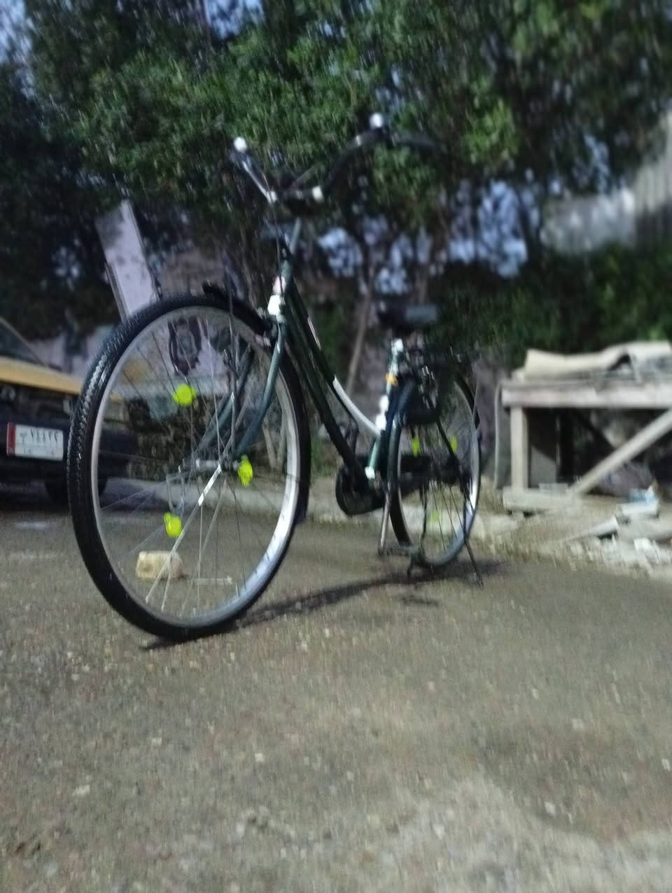 السلام عليكم بايسكل للبيع حجم 26 بناتي موديل 20 مكاني بغداد الشعب شارع الصحه السعر 110 وبي مجال 
جديد


**إذا كنت صاحب هذا الإعلان وتريد حذفه لأي سبب، رجاءا أرسل رسالة إلى الدعم الفني**