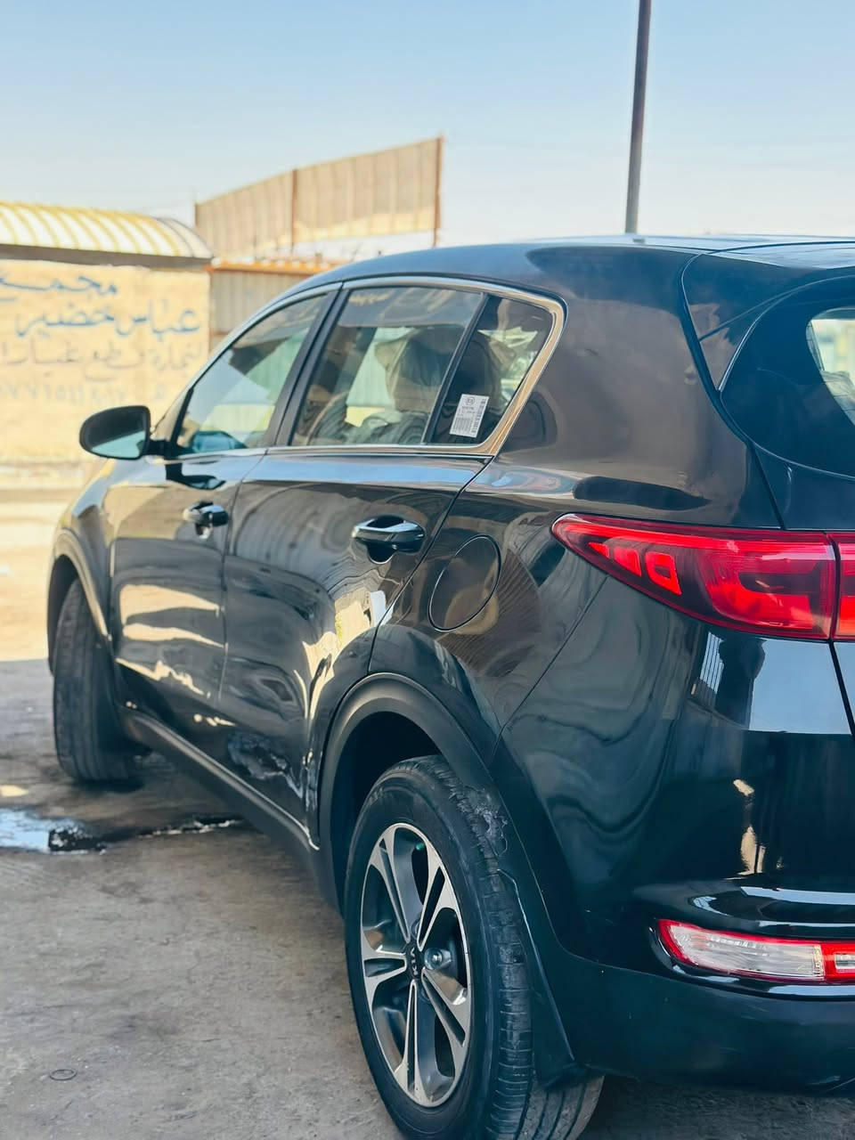 سبورتج 17 أمريكي
محرك 2400
حادثها جاملغ وبنيد فقط
سعرها مناسب جدا…..122 
مكانها بغداد
للاستفسار أكثر اتصل:
***********
