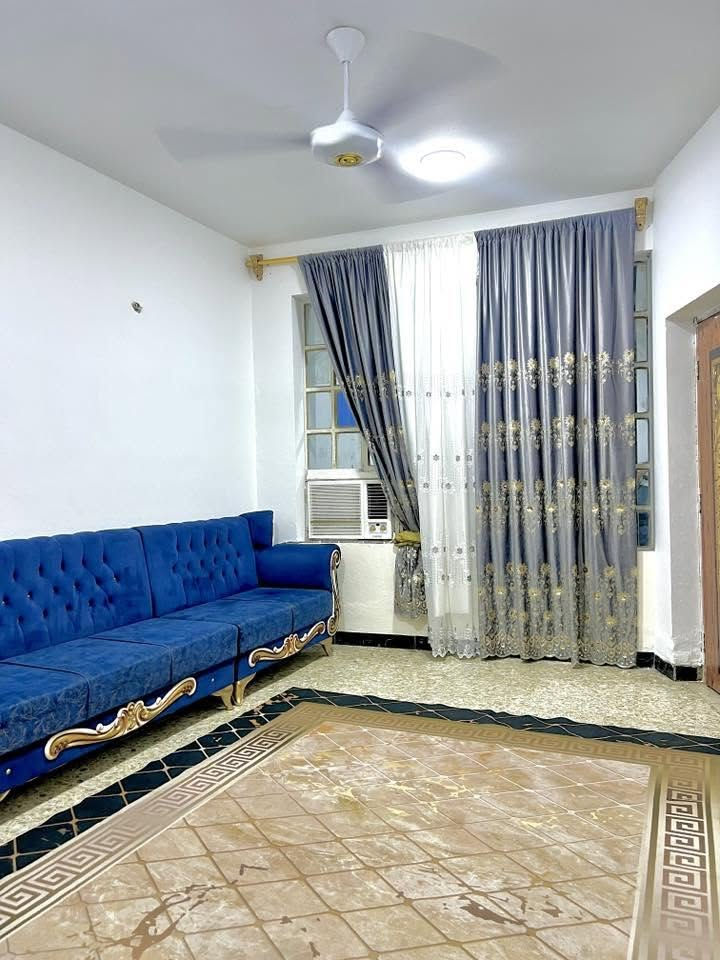 دار للبيع
البلديات المتميزين 
مساحة 100 طابقين 5x20

الطابق الاول كراج واستقبال ومطبخ وصحيات + غرفة
الطابق الثاني غرفتين + صحيات

 
للاستفسار   ***********
