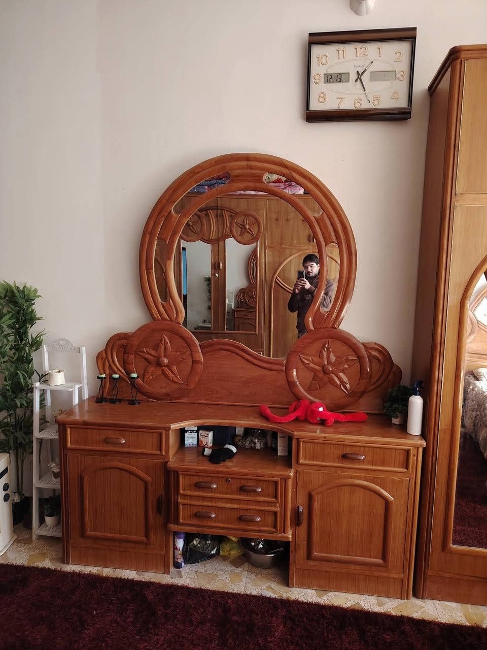 غرفه اخشاب عراقيه درجه اوله داخل وخارج صاج نضيفه مابيه اي ضرر 👈👈 السعر (1650) العنوان الديوانية الخصيمه ***********
