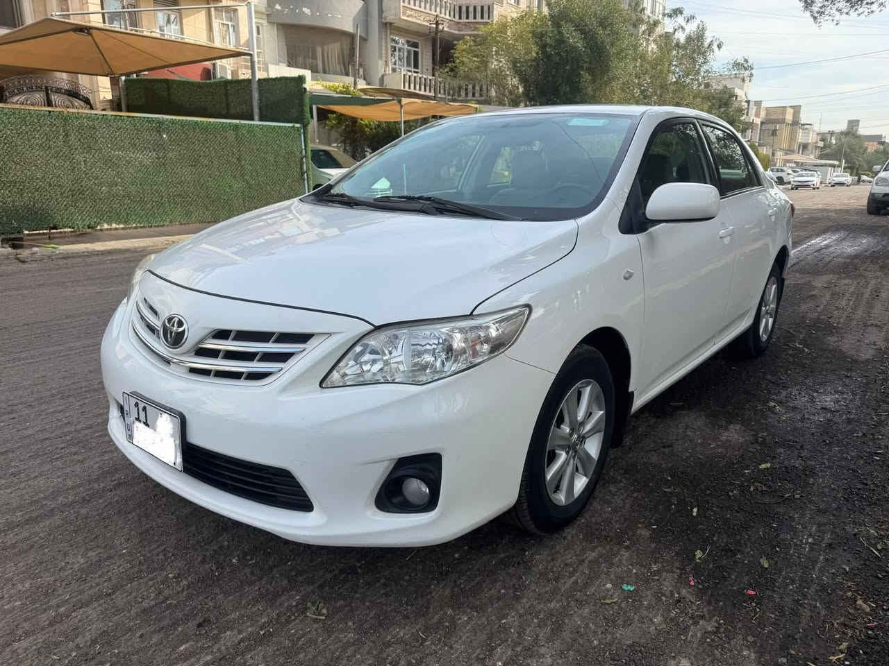 السلام عليكم 
كورلا 2011 الشركه العامه خليجي بيها قطعتين 
محرك 1800 
رقم بغداد دولي 
تحويل مباشر السعر 115  بيه مجال بسيط جدا
العنوان أبوغريب خان ضاري
للاستفسار  واتس +إتصال ***********
