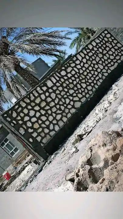 *********** // ***********
