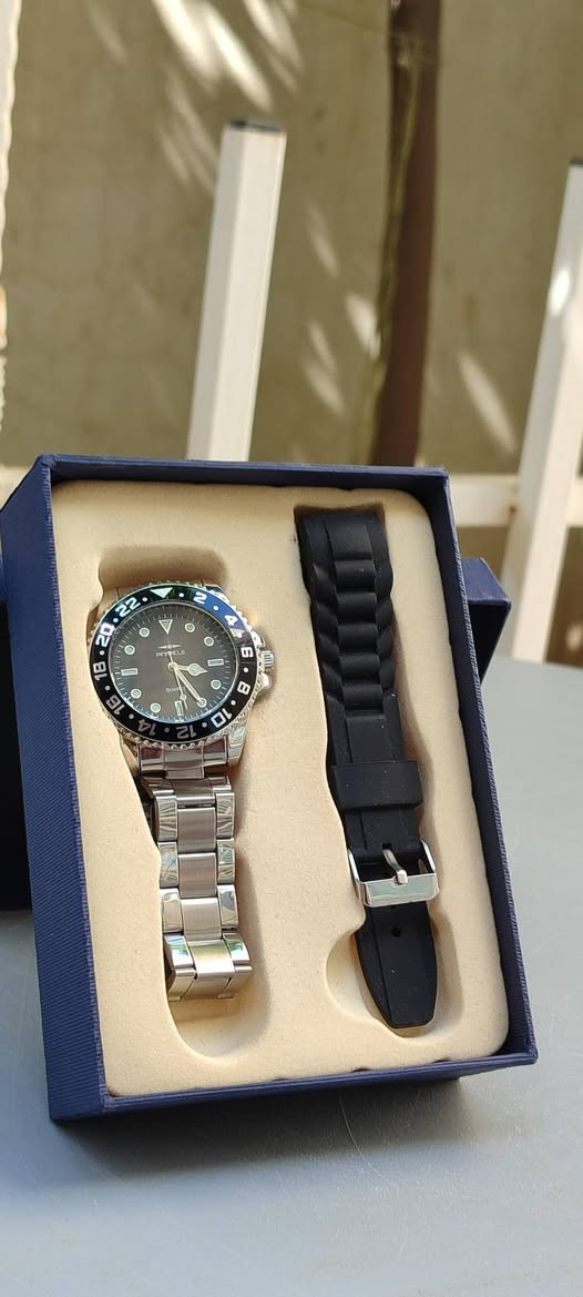 القطعة الأخيرة من ساعة pinnacle ⌚🔥
تحتوي على العديد من المميزات
مقاومة الصدأ (stainless still 100%) .
مضادة للماء (water resistant) .
تمتلك اضاءة انيقة في الظلام والعتمة (the numbering glow in the dark) ..
(حيث تتمتع بخاصية جمع الاضاءة في الضوء والاضاءة في العتمة) .
لمعان داخلي .
مكينة ياباني مدى الحياة .
تأتي داخل علبة اصلية تحمل اسم الماركة .
توجد بحجم واحد وهو قطر (40mm) .
بسعر 25 ويوجد خدمة توصيل لجميع محافضات العراق ...


**إذا كنت صاحب هذا الإعلان وتريد حذفه لأي سبب، رجاءا أرسل رسالة إلى الدعم الفني**