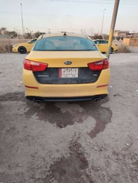 وبتمه مديل 15 البيع كامله وجديده السعر 115 وبيه مجال  07717020942