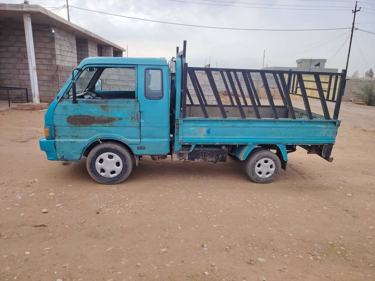 كيا بنكو موديل 94 كير محرك شرط شاصي شرط سنويه 28 حصه كاز موجود تايرات جديد كهربائيات  رقم صلاح الدين مشروع وطني السعر 43 للاتصال ***********
