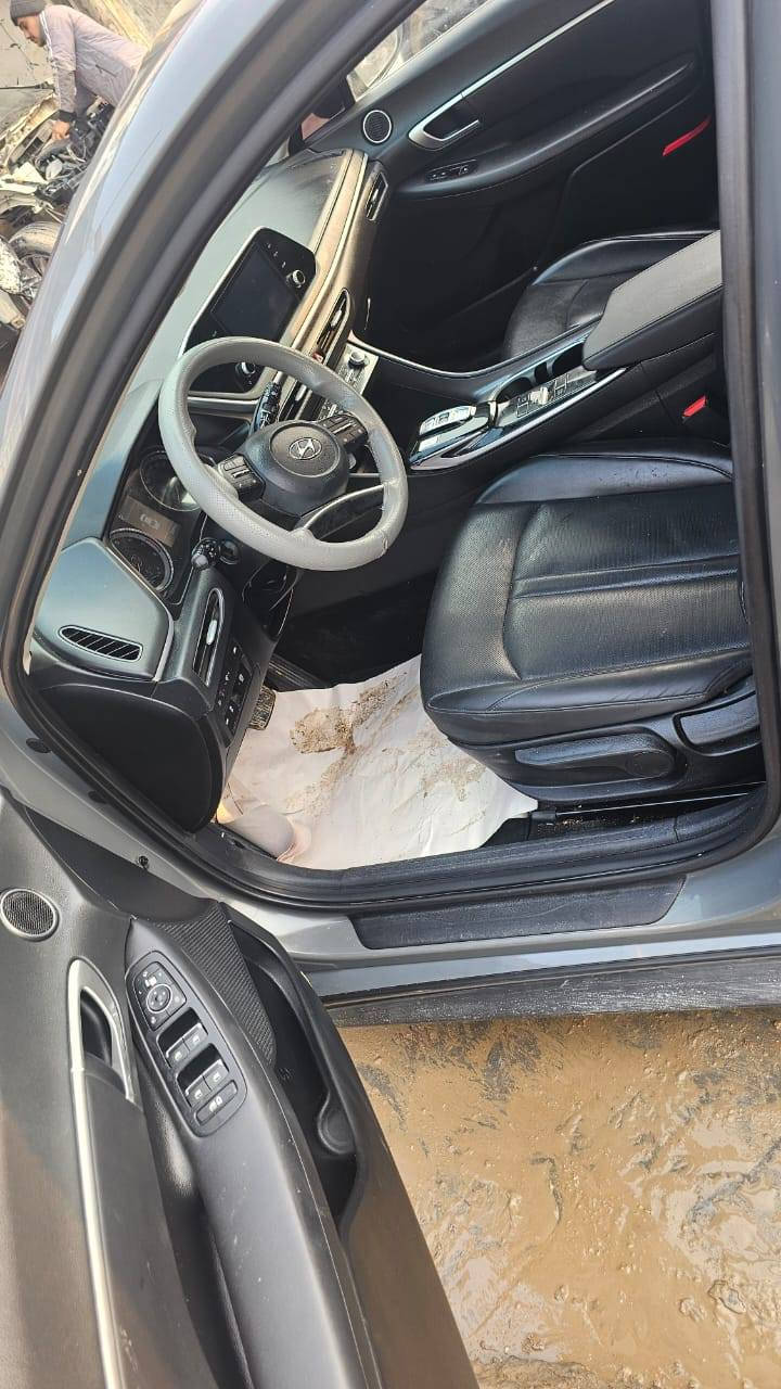 السلام عليكم سوناتا 2022 فول عدة بانوراما
السيارة كفالة عامه رقم بغداد 
ماشية 30
المواصفات
بصمه بيبان
بصمه تشغيل
شفتات ستيرن
نقاط عمياء
رادار امامي
رادار خلفي
تحديد مسار
مانع انزلاق
للاستفسار أكثر
***********
مكان السيارة ديوانية
190
