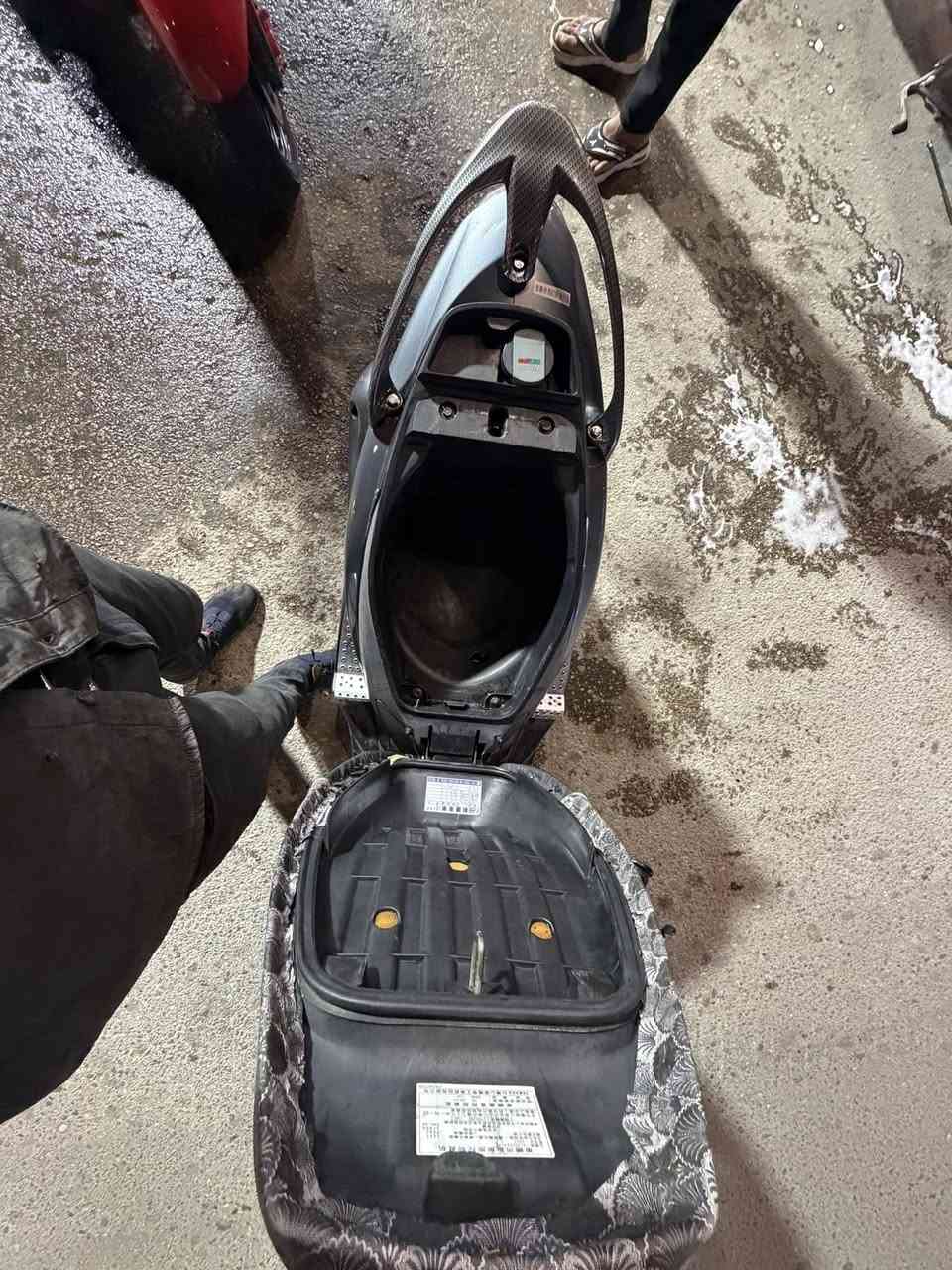 الله هم صلي على محمد
ماكس عدلة كفالة عامة 
صارهة اقل الأسبوعين طالعة من الوكيل 
وصل معرض موجود 
كفالة من التاير للتاير 
مكانهة كربلاء 
سعر ٨٥٠ الف بيها مجال ستفسر اتصل 
***********
