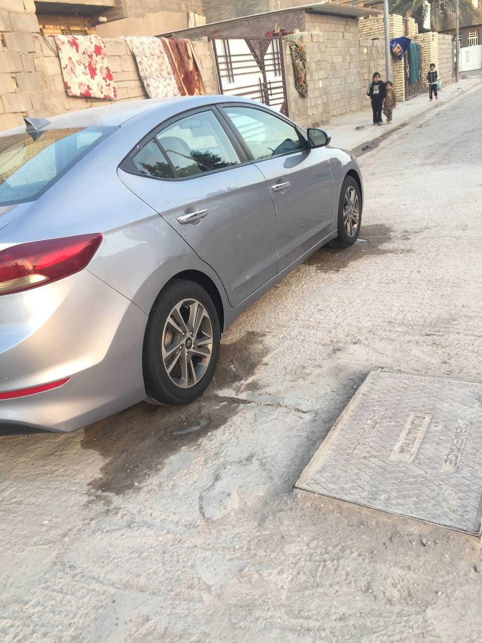 السياره بيها جاملغ جه السايق والخلفي هم  صبغ     والبنيد جاملغ الأيمن  بلاد نفس اليبل ورقم اصليات مال كصه  السياره جاهزه حداديه امامي وخلفي مواصفات السيارة شاشه جبيره تحكمات ستيرن  مواصفات عاديه تبريد تدفىه مكينه كير خير من الله.  السنويه جديده. ل ٢٩ اربيل. تريد تحويل تريد وكاله
مكلف. بالنشر       هذا راعي السياره الي تعجبه السياره سعرها  ١١٥   يتصل على راعيها مكان السياره الصويره
      ***********
