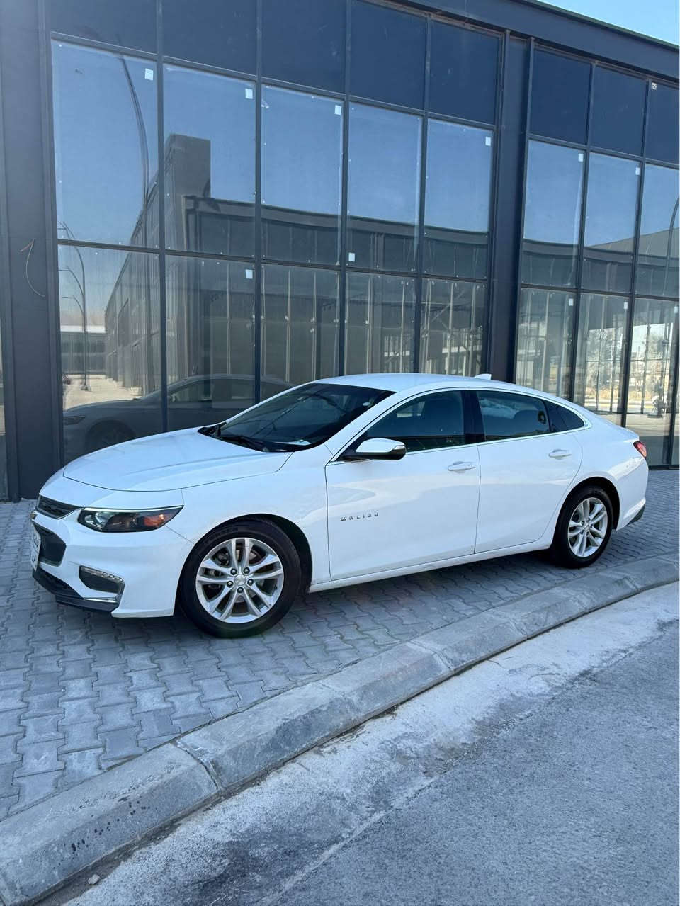 ماليبو 2018 مواصفات LT محرك 1.5 توربو
لون ابیظ ثلجی
كير ومحرك بشرط سياره لووك بدون اي نقص 
 
صبغ شبر بنید فقط بدوون اي دواخل راديتر بلادي
صورحادث + سونار موجود بالمنشور

تحكم ستيرن ، تثبيت سرعه ، شاشه اندرويد ، كشن كهربائي ، كاميرا خلفيه ، حساس خلفي وبعد مواصفات معروفه بماليبو

 
السعر 112 ورقه ومجال بسيط عنوان سليمانيه 
*********** السليمانية, العراق
