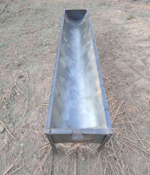 اللهم صلِّ على محمد وآل محمد 
معالف تفصال شغل قوي درجة اولى 
 للبيع طول مترين عرض 42 
سعره الثنين 65 الف اقل طلب 2 واحد ماكو كرمه بني سعيد سوق الشيوخ
***********
