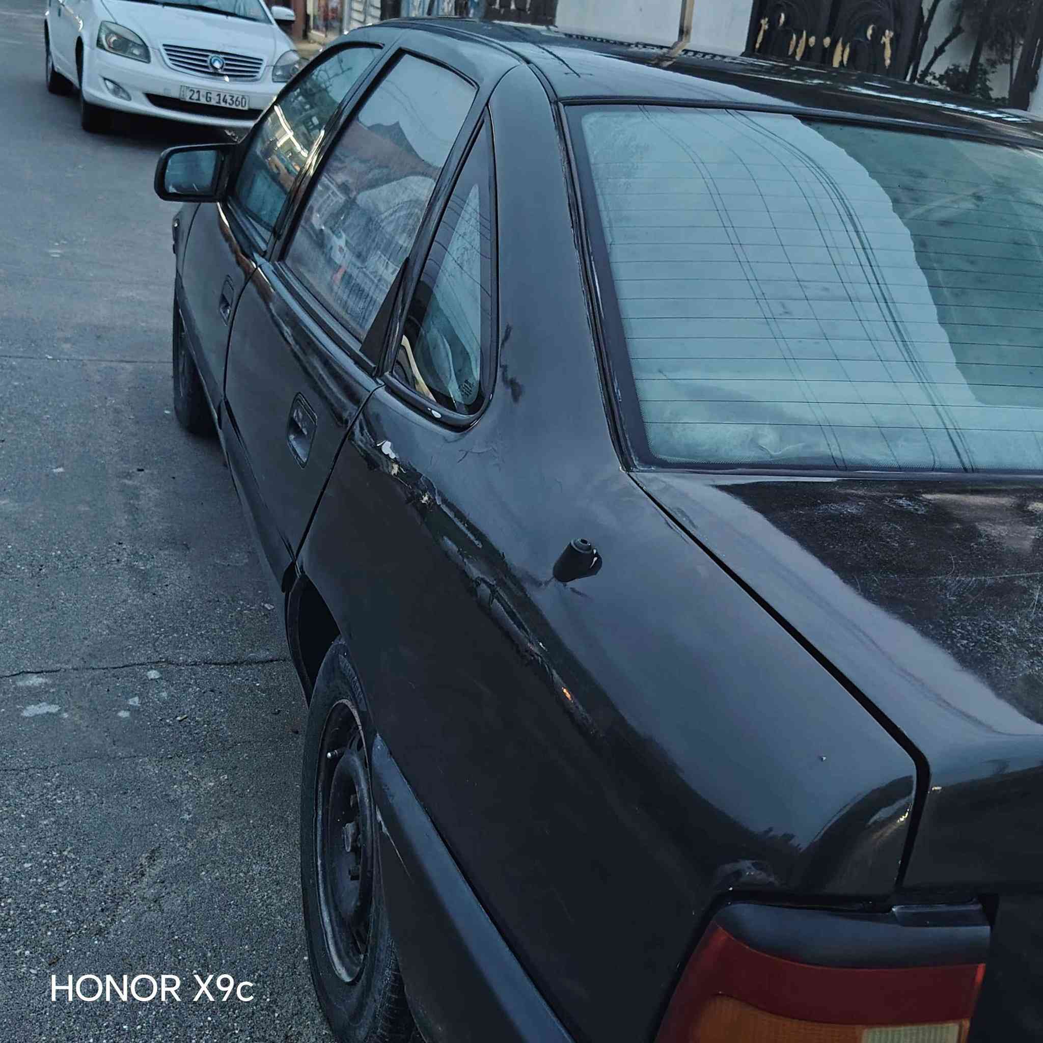 به ناوى خوداى گه وره و مهربان 
اوپل فكترا موديل ٩١ مه كينه ١٦ قايش پان ره نگى ره ش ره قه م و سه نه وى تا كوتايى ٢٠٢٩ تازه يه 
شوين كركوك ئازادى 
سعرى ٣٤ توزيك مجال 
***********
*********** كركوك, العراق
