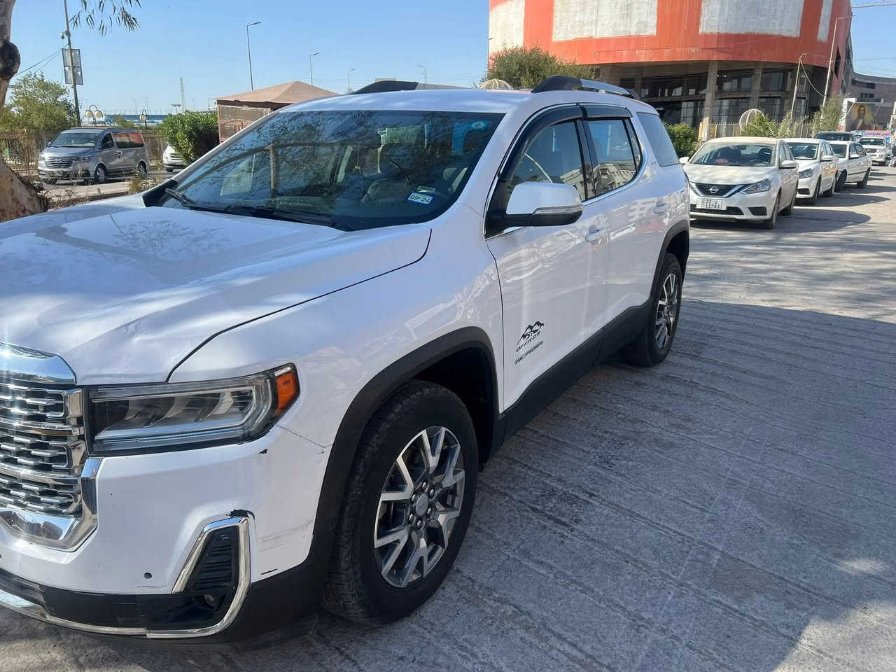 2023 GMC ACADIA, AWD SLT
حادث موضح بالصور تعديل بارد بدون تبديل بدون صبغ فقط دعاميه .

فئة SLT

سعر 200 ورقة 

بصمة تشغيل وابواب وتشغيل عن بعد

محرك 2000 توربو ✈️✈️✈️

لايت وبك لايت انارة LED

كشنتات جلد وهيتر بالكشنات

كشن كهرباء

رادار نقطة عمياء تحديد مسار توقف ذاتي 

اشاير بالمري 

صندوق شفط كهربائي 

شاشة وكامرة دوارة

ثلاث قطع تبريد تحكم مركزي

عدد الركاب 7 راكب

سستم صوت عددٍ سماعات 🔊 8 ماركة Bose

تخم تاير جديد 

رقم بغداد انكليزي بأسمي تحويل نفس الساعه

***********
