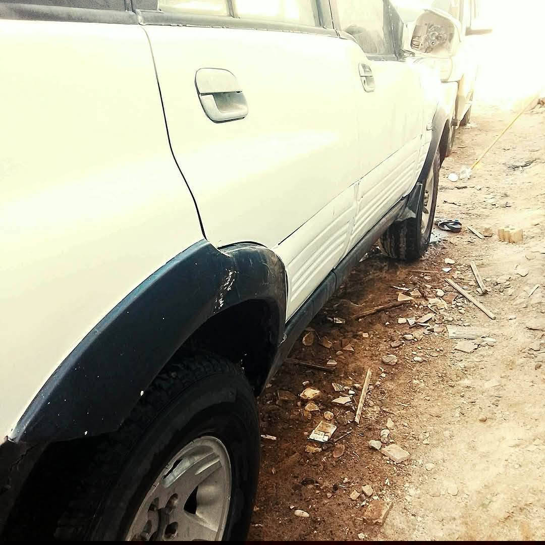 سياره للبيع مكينه بطه 2500بيع كوم حديده سعر 15وبيه محال***********واني خادم بغداد, العراق
