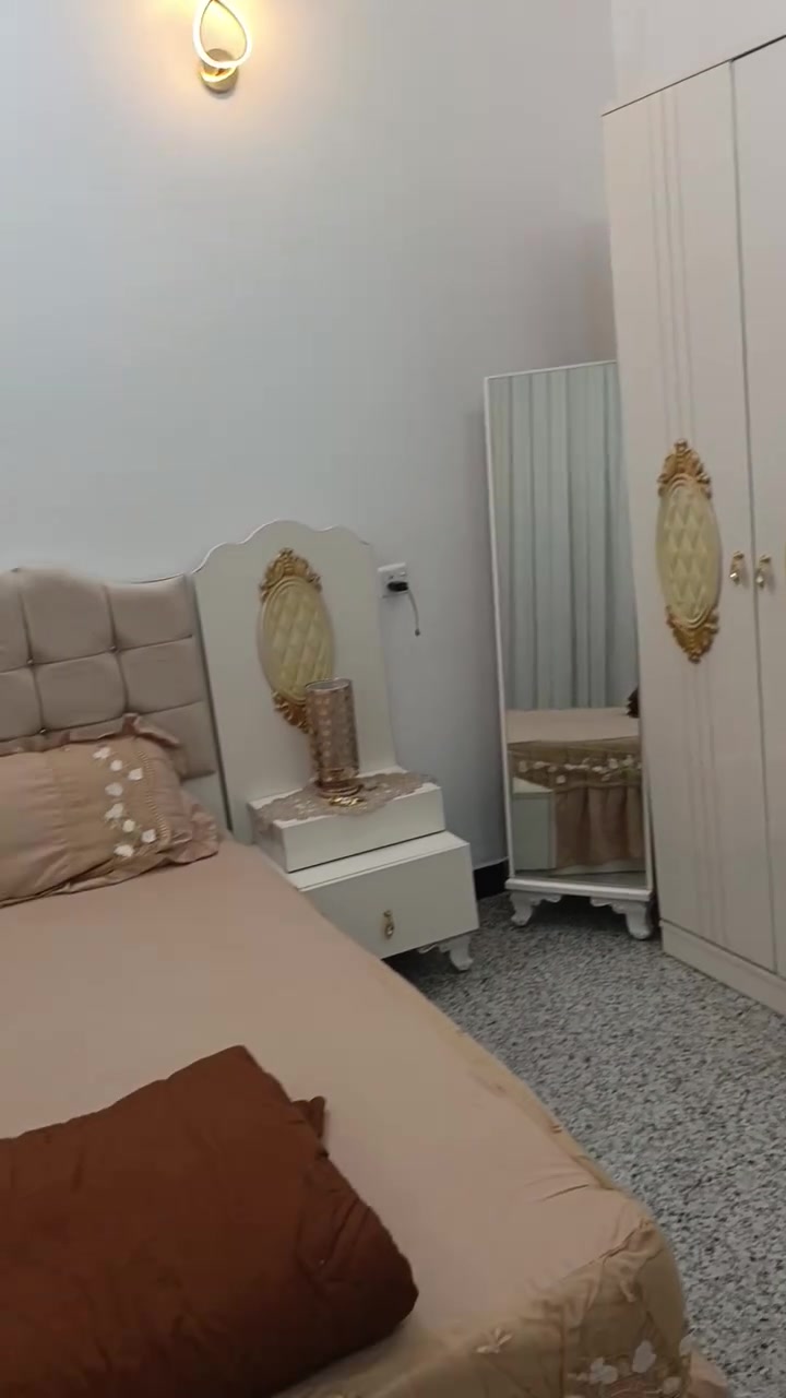 متاح ***********
