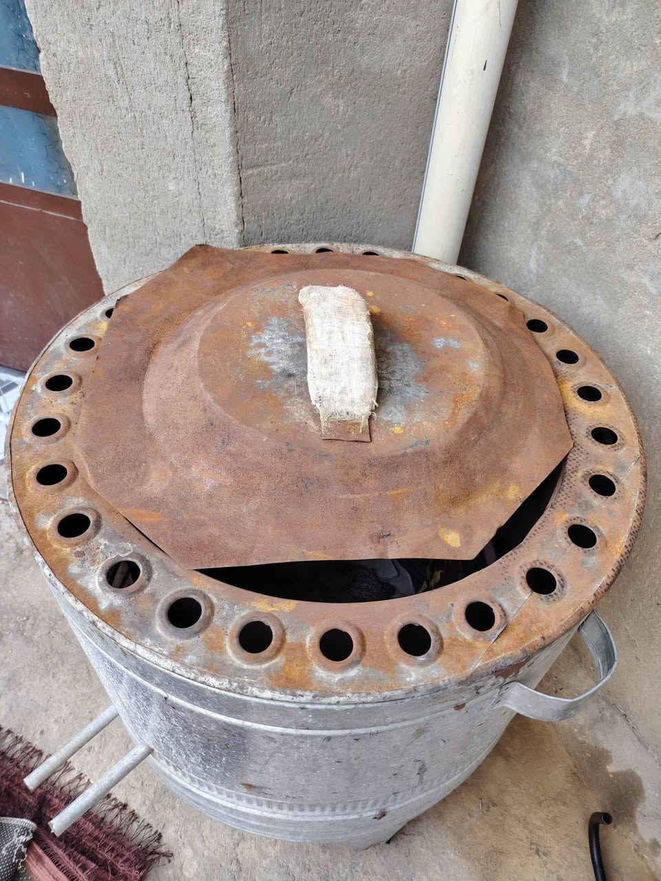 سلام عليكم تنور ب٢٠ شغال ومكينه نظيفه حيل ب٧٥ وبيه مجال عله الفحص


**إذا كنت صاحب هذا الإعلان وتريد حذفه لأي سبب، رجاءا أرسل رسالة إلى الدعم الفني**