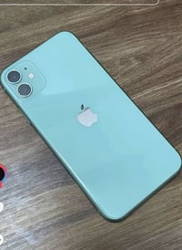 آيفون ١١ • ١٢٨ • بطارية ٩٠