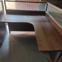 طاولة محل • موبايل • شربازهير السليمانية