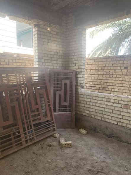 شبابيك وبيبان سعر شباك ١٥٠ 
مكان كربلاء حي الامامين 
***********
