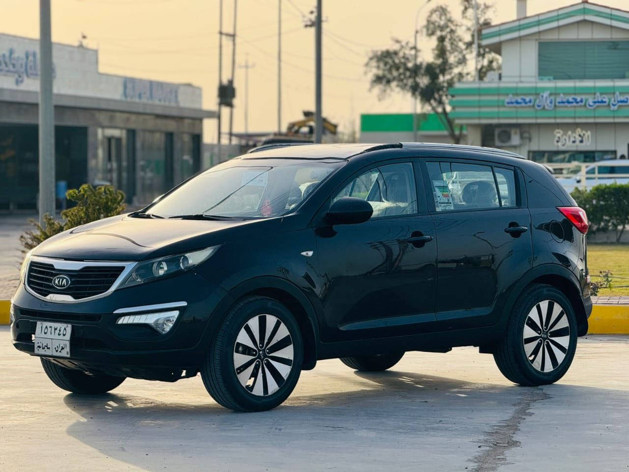 السلام عليكم
سبورتج 2010شكل 12

خليجي مكينه دوش 

بيها 3قطع صبغ بدون دواخل سونار مرفوق بلمنشور

صدر خلفي امامي جديد 

السياره جاهزه للخير مابيها اي نقص برغي 

تخم تاير تبريد 

السياره كشرتها جديده 

تريد تحويل تريد وكالة 

السعر 116 وبيها مجال 

***********
